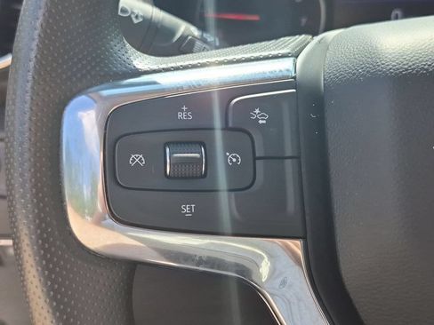 Used 2025 Chevrolet Blazer LT FWD image 20