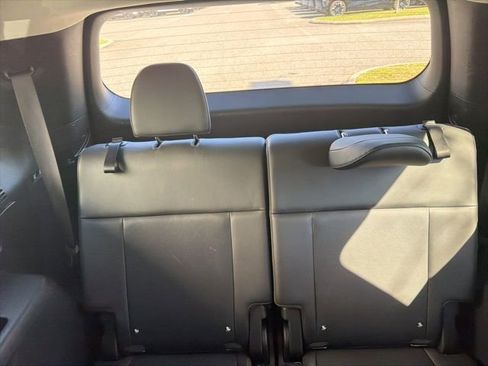 Used 2025 Hyundai Santa Fe SEL image 8