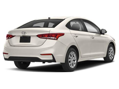 Used 2019 Hyundai Accent SE FWD image 2