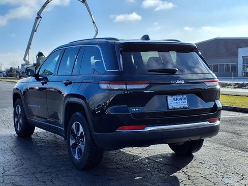 Used 2024 Jeep Grand Cherokee Limited 4xe image 37