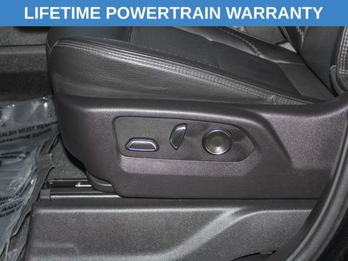 Used 2024 GMC Sierra 3500 Denali w/ Denali Reserve Package image 13