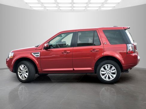 Used 2014 Land Rover LR2 AWD/4WD image 3