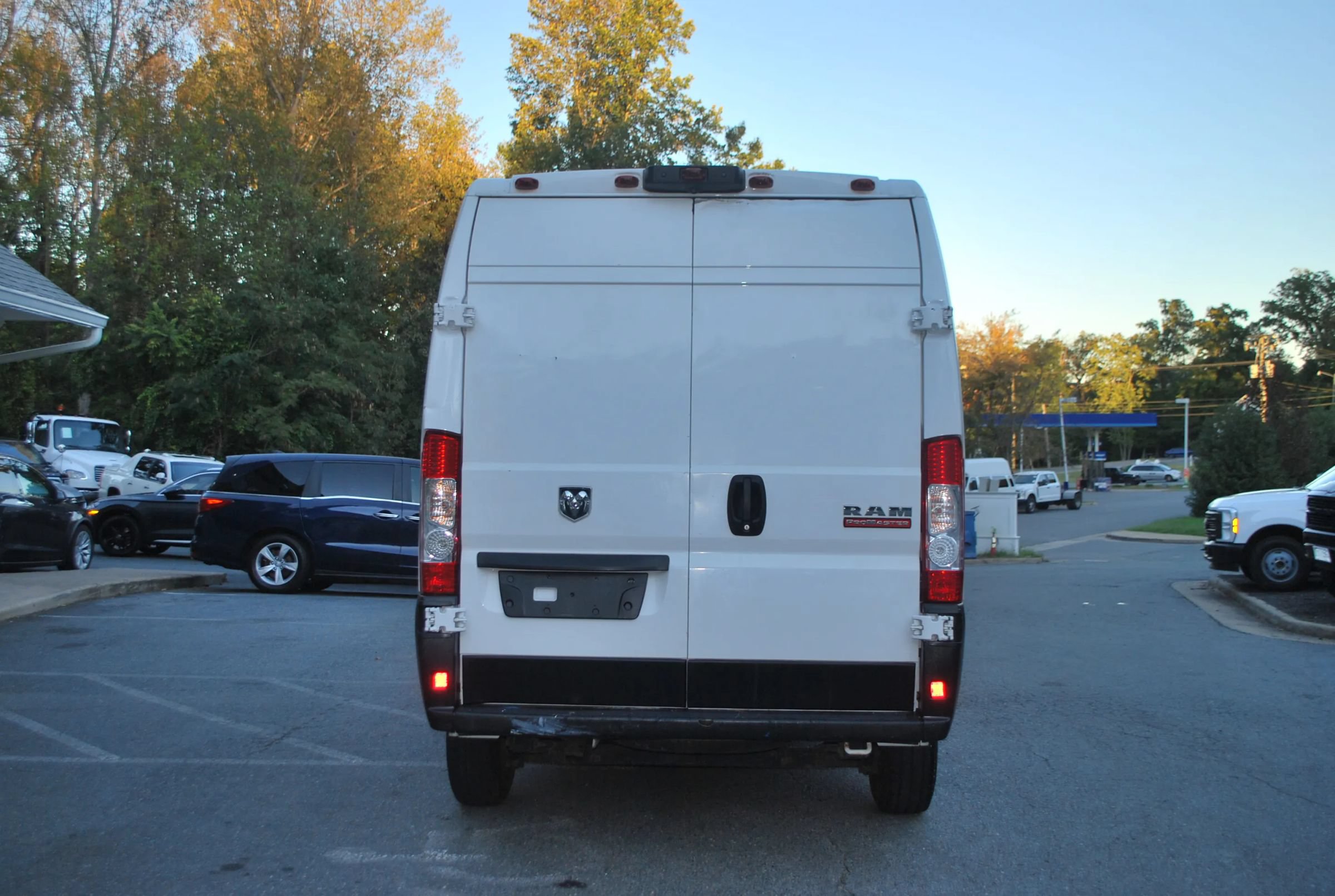 Used 2019 RAM ProMaster 1500 FWD image 5