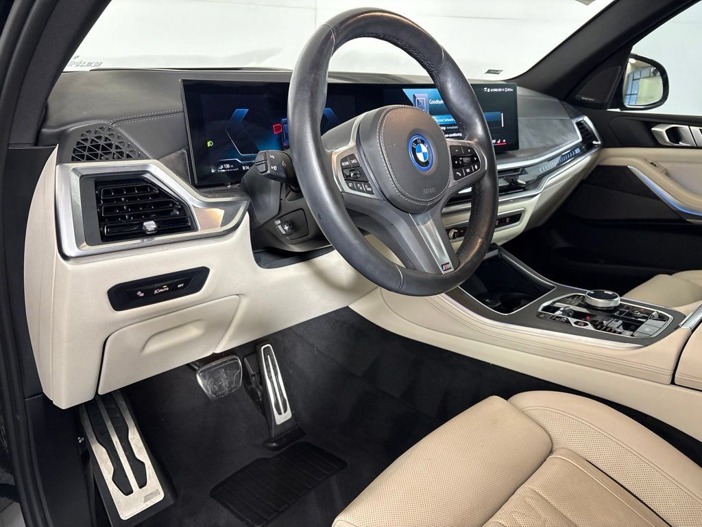 Certified 2024 BMW X5 xDrive50e w/ Executive Package AWD/4WD image 27
