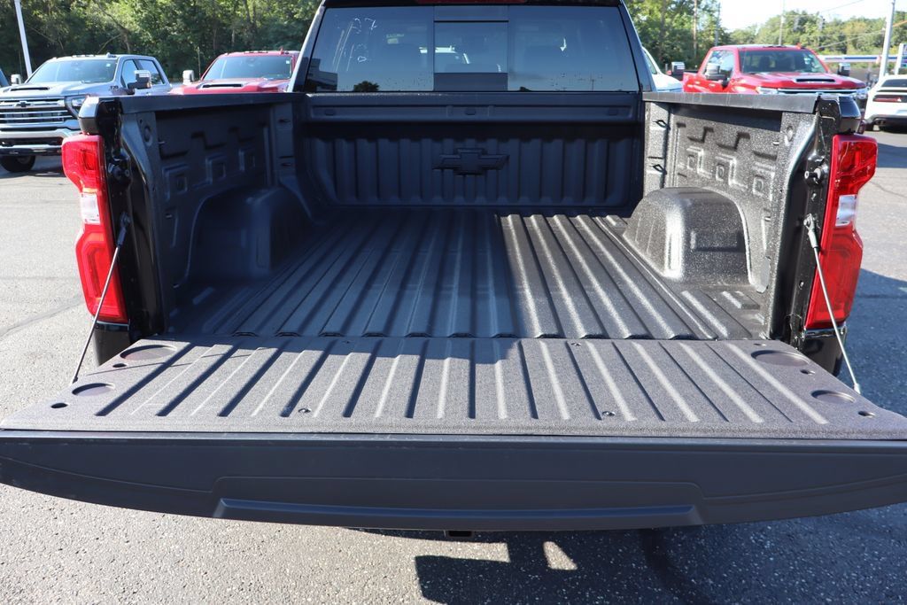 New 2026 Chevrolet Silverado 1500 RST w/ RST All Star Premium Package AWD/4WD image 25