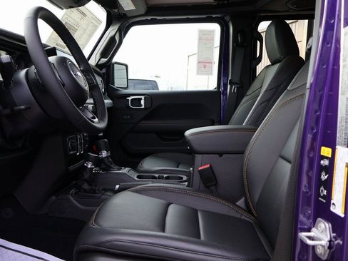 New 2026 Jeep Gladiator Mojave AWD/4WD image 22