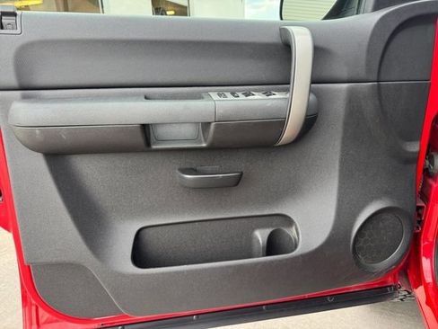 Used 2007 GMC Sierra 1500 SLE w/ Texas Edition RWD image 4
