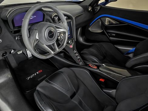 Used 2018 McLaren 720S Luxury RWD image 23