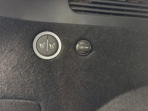 Used 2024 Genesis GV80 2.5T image 11