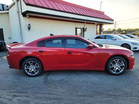 Used 2015 Dodge Charger SXT w/ AWD Plus Group image 11