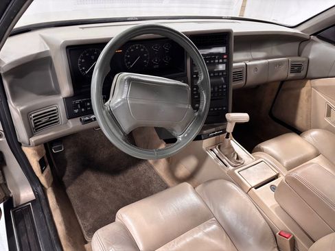 Used 1993 Cadillac Allante image 9