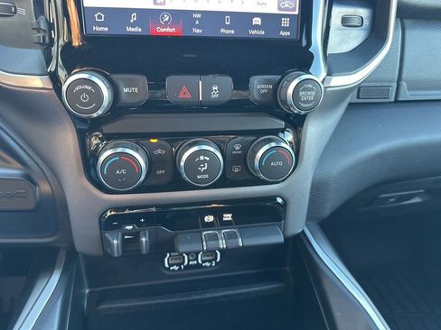 Used 2022 RAM 2500 Big Horn w/ Level A Equipment Group image 18