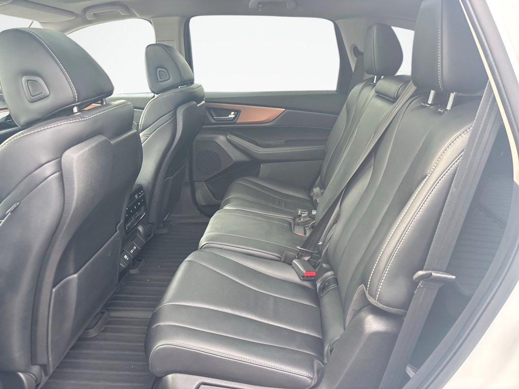 Used 2022 Acura MDX w/ Technology Package AWD/4WD image 17