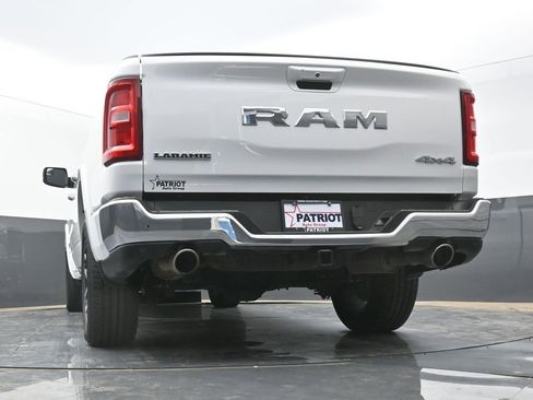 Used 2025 RAM 1500 Laramie image 42