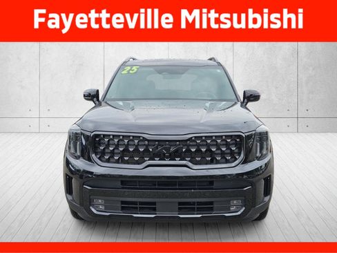 Used 2025 Kia Telluride SX Prestige X-Line AWD/4WD image 2