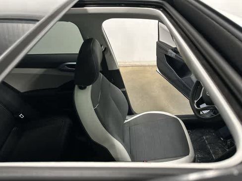 New 2026 Volkswagen Taos SE AWD/4WD image 6