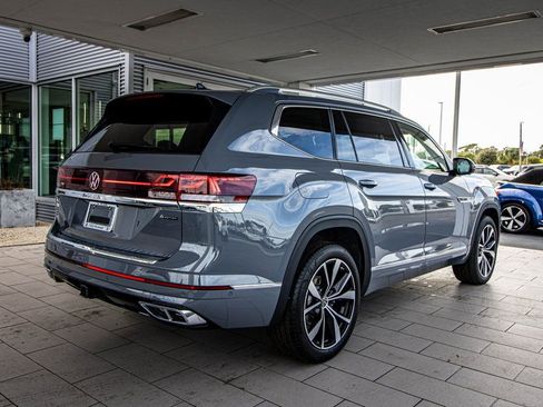 New 2026 Volkswagen Atlas SEL Premium R-Line AWD/4WD image 18