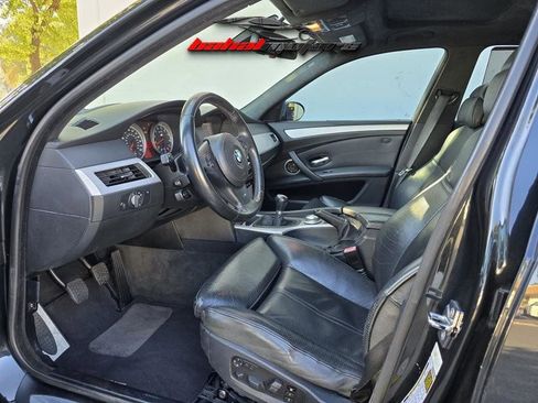 Used 2008 BMW M5 image 5