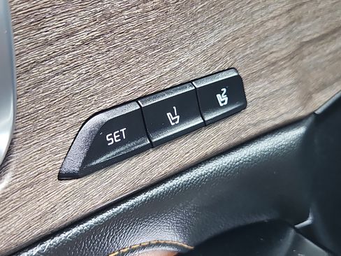 Used 2022 Kia Sorento SX Prestige w/ Rust Color Package image 14