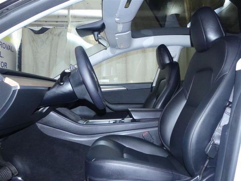 Used 2023 Tesla Model Y AWD image 19