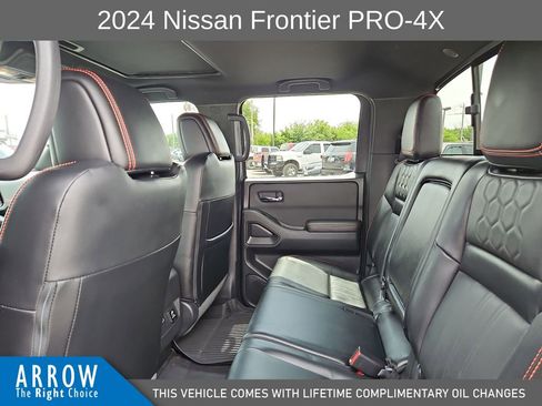 Used 2024 Nissan Frontier PRO-4X w/ Pro Premium Package AWD/4WD image 19