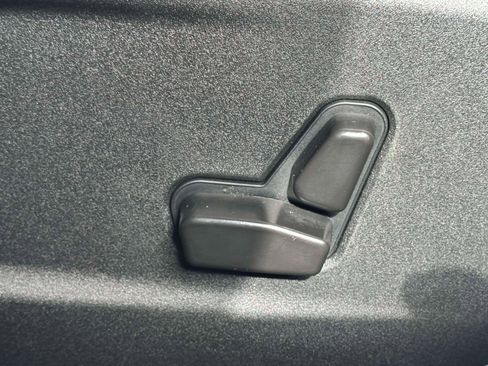 Used 2022 Dodge Charger SRT Hellcat w/ Harman/Kardon Audio Group image 12