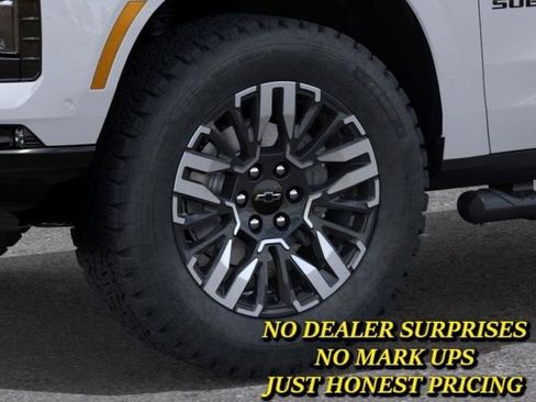 New 2026 Chevrolet Suburban Z71 w/ Comfort Package image 9