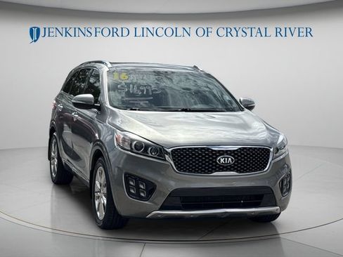 Used 2016 Kia Sorento SX FWD image 17