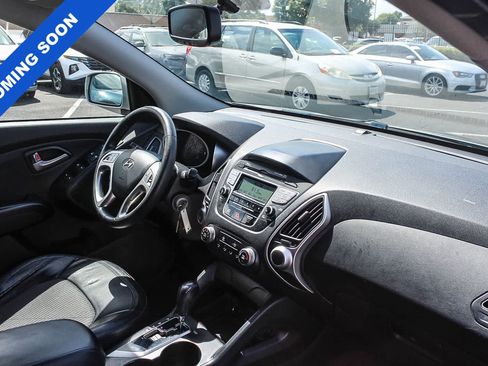 Used 2012 Hyundai Tucson GLS FWD image 22