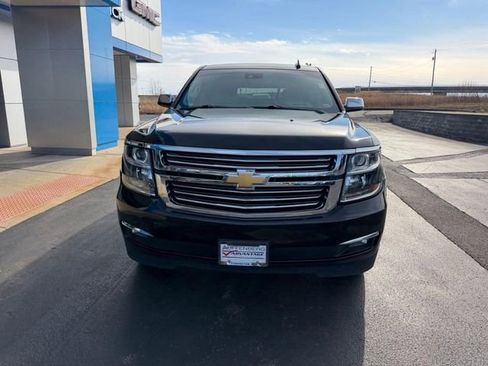 Used 2020 Chevrolet Tahoe Premier w/ Premier Plus Edition image 3