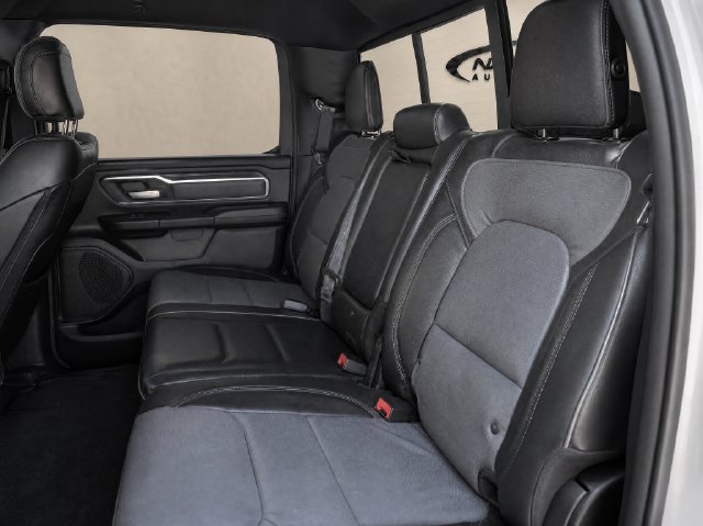Used 2019 RAM 1500 Big Horn AWD/4WD image 11