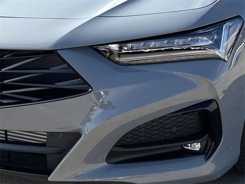 Used 2025 Acura TLX A-Spec Package image 9