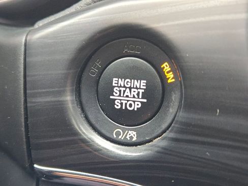 Used 2020 Jeep Grand Cherokee Limited image 33