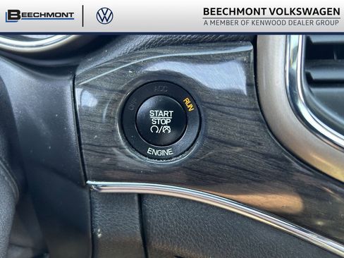 Used 2016 Jeep Grand Cherokee Overland AWD/4WD image 17