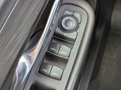 Used 2022 GMC Terrain SLE w/ Driver Convenience Package FWD image 22