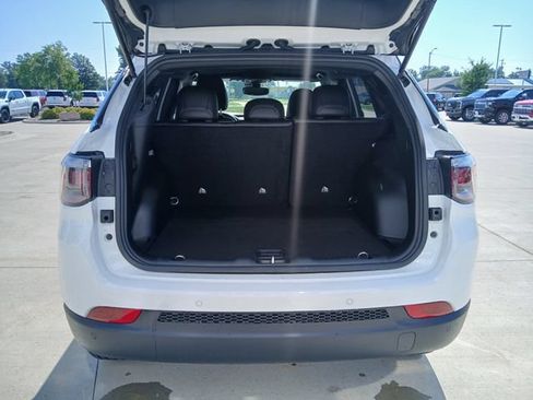 New 2026 Jeep Compass Limited AWD/4WD image 21