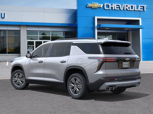New 2026 Chevrolet Traverse LT AWD/4WD image 3