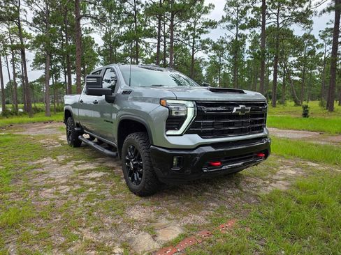 New 2026 Chevrolet Silverado 2500 LT w/ Trail Boss Package AWD/4WD image 7