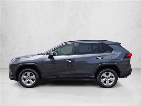Certified 2019 Toyota RAV4 XLE FWD image 9