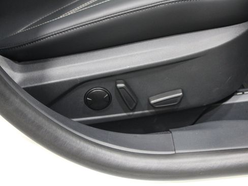 Used 2023 Ford Mustang Mach-E Premium RWD image 26