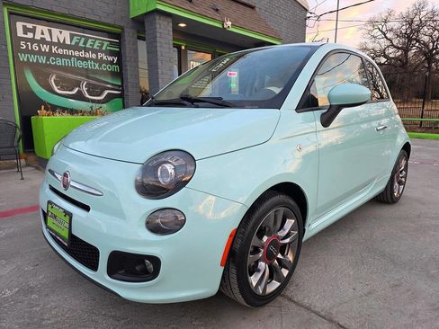 Used 2017 FIAT 500 Pop w/ Sport Appearance Package image 2