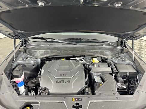 New 2025 Kia Telluride S image 10