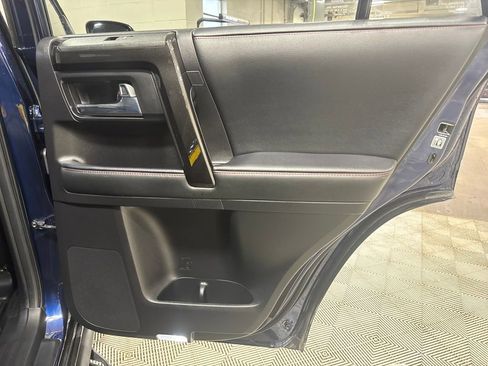 Used 2020 Toyota 4Runner TRD Off-Road Premium w/ Moonroof Package image 30