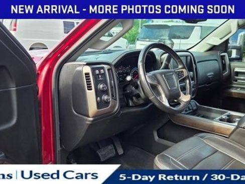 Used 2018 GMC Sierra 3500 Denali w/ Duramax Plus Package AWD/4WD image 15