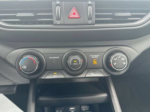 Certified 2023 Kia Forte LXS FWD image 18