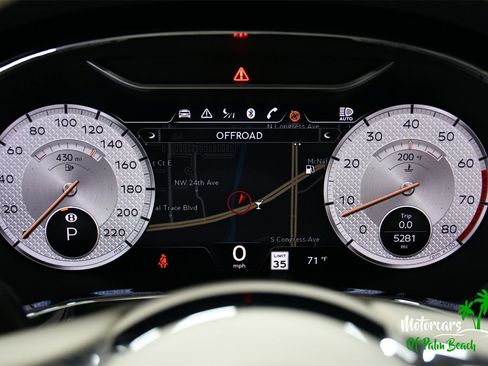 Used 2023 Bentley Flying Spur W12 image 34