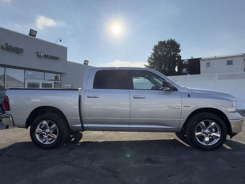 Used 2018 RAM 1500 Big Horn image 9