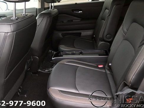 New 2026 Nissan Pathfinder SL w/ SL Premium Package AWD/4WD image 14