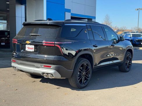 New 2026 Chevrolet Traverse LT image 3