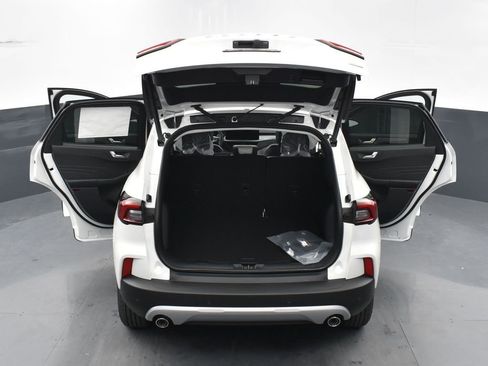 New 2025 Ford Escape SE FWD image 41